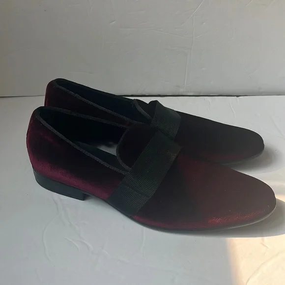 Aldo | Shoes | Aldo Mens Burgandy Black Velvet Loafers Shoes  display picture 3